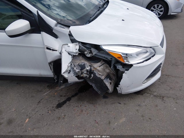 1FMCU0GX8FUA43566 Ford ESCAPE SE