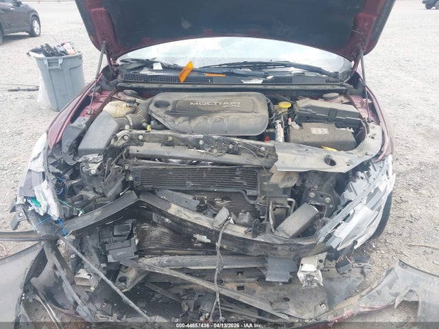 44857436 :رقم المزاد ، 1C3CCCAB3FN694690 vin ، 2015 Chrysler 200 Limited مزاد بيع