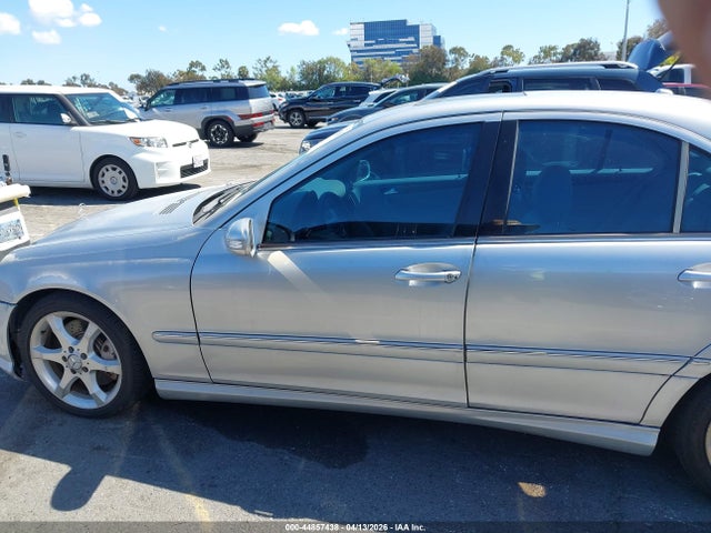 44857438 :رقم المزاد ، WDBRF52H57F888403 vin ، 2007 Mercedes-benz C 230 Sport مزاد بيع