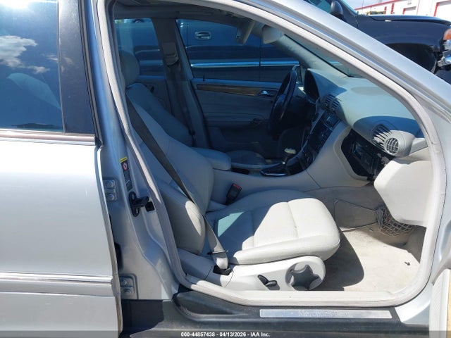 44857438 :رقم المزاد ، WDBRF52H57F888403 vin ، 2007 Mercedes-benz C 230 Sport مزاد بيع