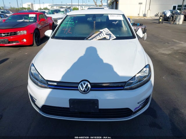 WVWKR7AU4KW918018 Volkswagen E-golf Se