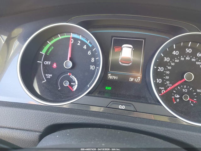 WVWKR7AU4KW918018 Volkswagen E-golf Se