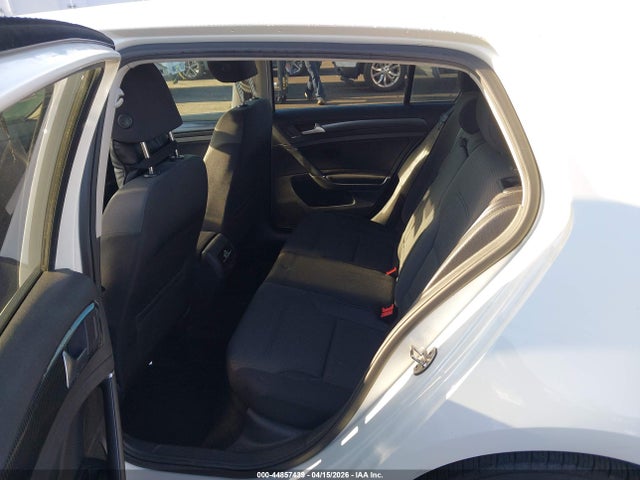 WVWKR7AU4KW918018 Volkswagen E-golf Se