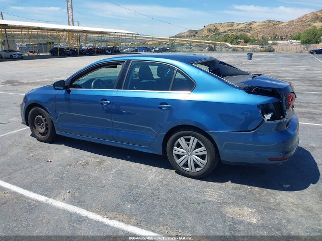 3VW2B7AJ8HM294403 Volkswagen Jetta 1.4t S
