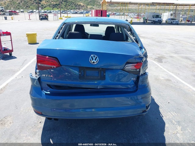 3VW2B7AJ8HM294403 Volkswagen Jetta 1.4t S