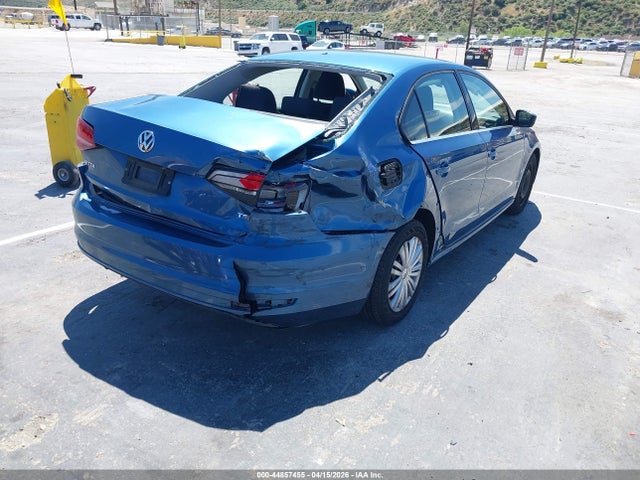 3VW2B7AJ8HM294403 Volkswagen Jetta 1.4t S