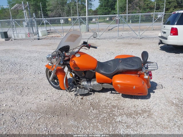 1999 Victory Motorcycles V92 C Victory მანქანა იყიდება აუქციონზე, vin: 5VPCB15D0X3002267, აუქციონის ნომერი: 44857472