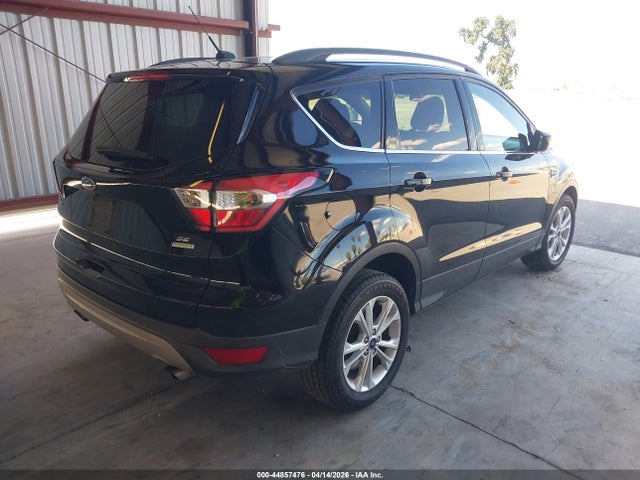 2018 FORD ESCAPE 1FMCU0GD6JUB45625 Photo 3