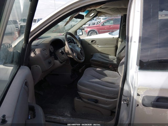 44857530 :رقم المزاد ، 1C4GJ25B12B552292 vin ، 2002 Chrysler Voyager مزاد بيع