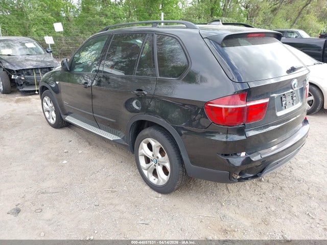 2012 BMW X5 5UXZW0C5XCL668712 Photo 2