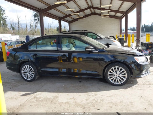 Продажа на аукционе авто 2015 Volkswagen Jetta 1.8t Se, vin: 3VWD07AJ9FM214635, номер лота: 44857567