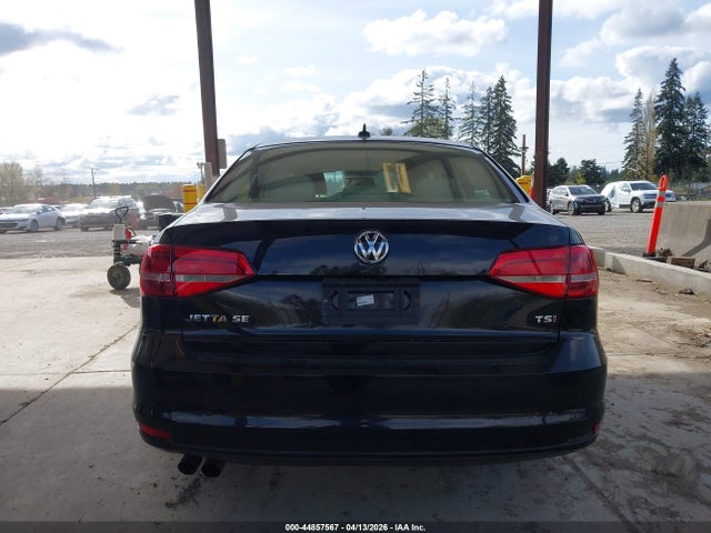 Продажа на аукционе авто 2015 Volkswagen Jetta 1.8t Se, vin: 3VWD07AJ9FM214635, номер лота: 44857567