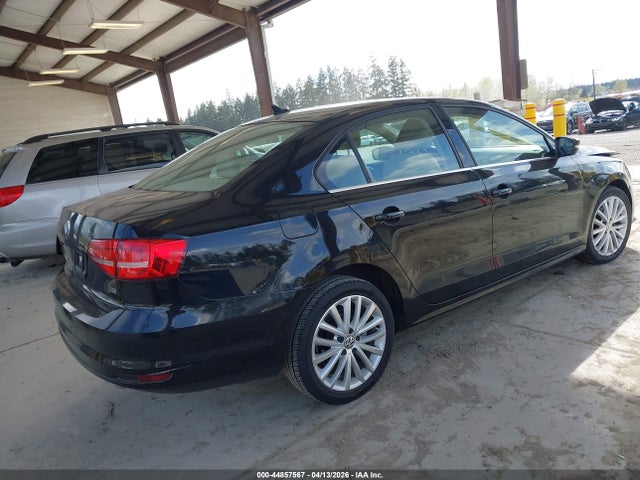 Продажа на аукционе авто 2015 Volkswagen Jetta 1.8t Se, vin: 3VWD07AJ9FM214635, номер лота: 44857567