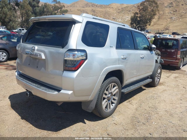 JTEZU5JR5G5110539 Toyota 4RUNNER SR5