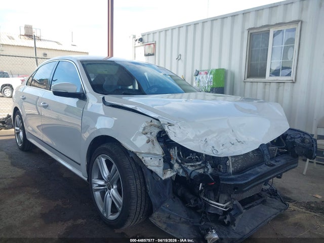 Aukcja sprzedaży 2014 Volkswagen Passat 1.8t Sel Premium, vin: 1VWCT7A31EC053136, numer aukcji: 44857577