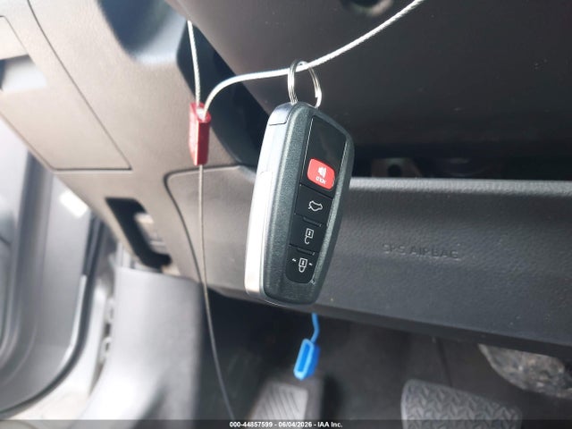 Продажа на аукционе авто 2024 Toyota Camry Hybrid Le, vin: 4T1C31AK2RU621221, номер лота: 44857599