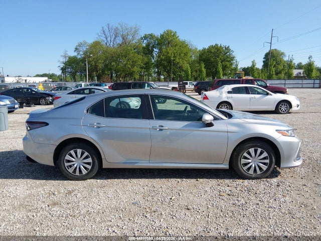Продажа на аукционе авто 2024 Toyota Camry Hybrid Le, vin: 4T1C31AK2RU621221, номер лота: 44857599