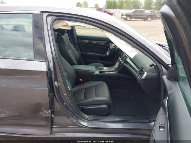 44857657 :رقم المزاد ، 1HGCV2F36KA019775 vin ، 2019 Honda Accord Sport 2.0t مزاد بيع