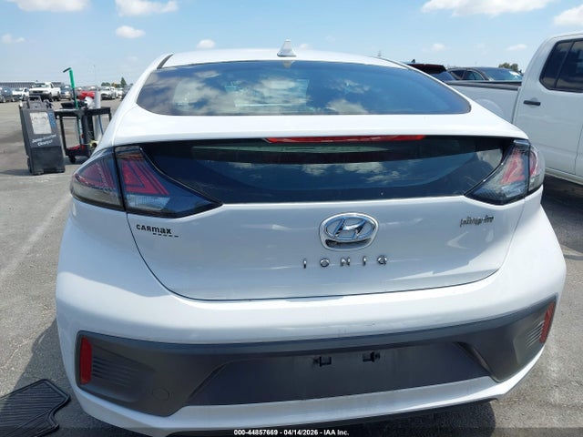 KMHC65LDXLU198831 Hyundai Ioniq Plug-in Hybrid Se