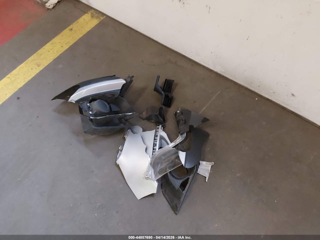 JA4AP3AU6GZ050016 Mitsubishi Outlander Sport 2.0 Es
