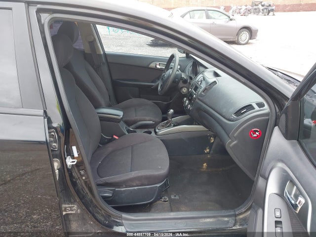 2013 KIA FORTE KNAFU4A25D5717649 Photo 4