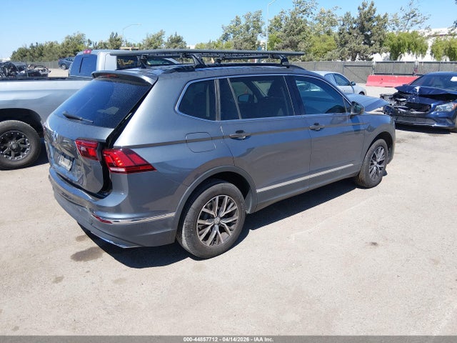 3VV3B7AX1LM036536 Volkswagen Tiguan 2.0t Se/2.0t Se R-line Black/2.0t Sel