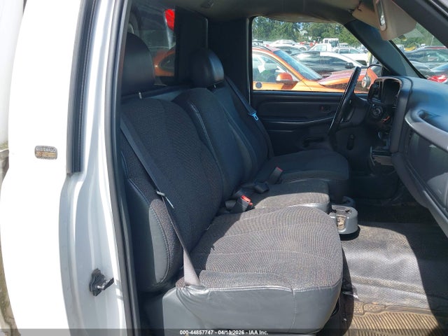 Auction sale of the 2002 Chevrolet Silverado 1500, vin: 1GCEC14T12Z155159, lot number: 44857747