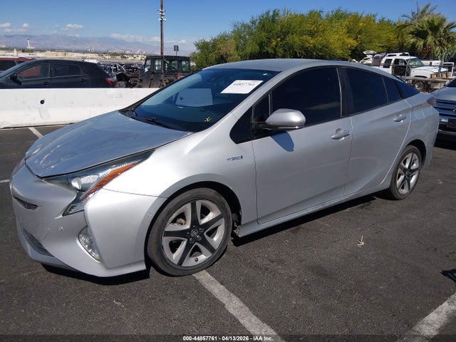 Toyota Prius Four Touring 2018 JTDKARFUXJ3551525 Image 2
