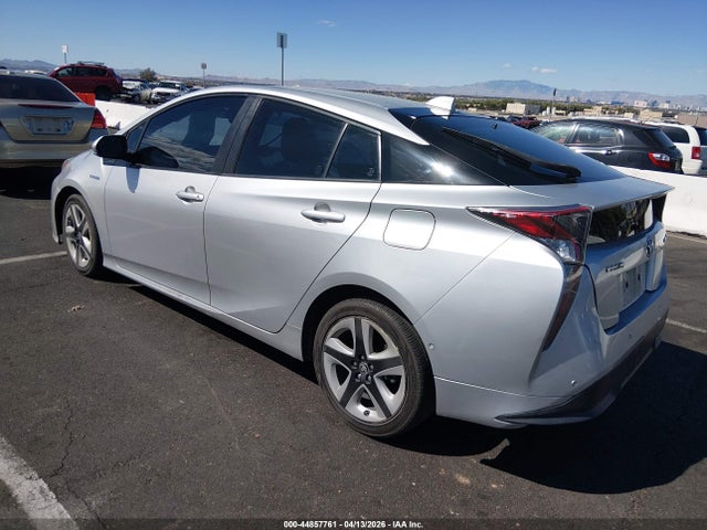 Toyota Prius Four Touring 2018 JTDKARFUXJ3551525 Image 3