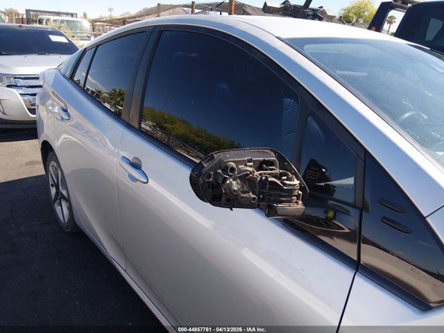 Toyota Prius Four Touring 2018 JTDKARFUXJ3551525 Image 6