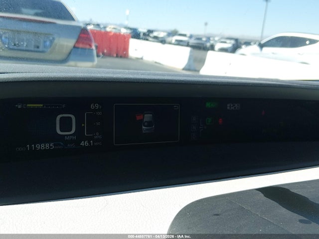 Toyota Prius Four Touring 2018 JTDKARFUXJ3551525 Image 7