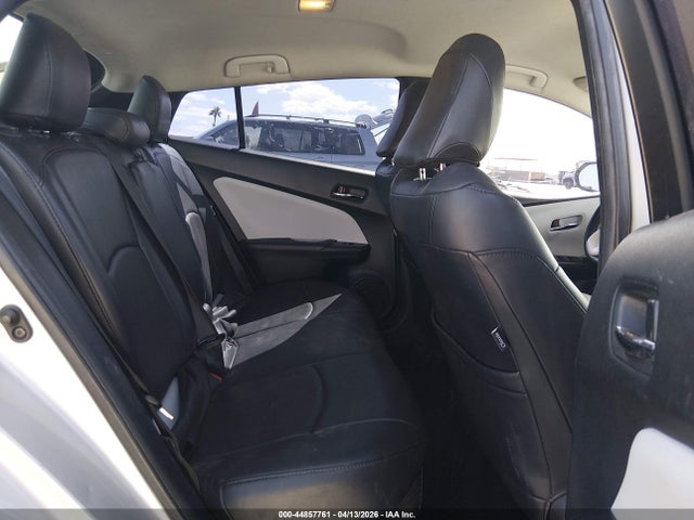 Toyota Prius Four Touring 2018 JTDKARFUXJ3551525 Image 8