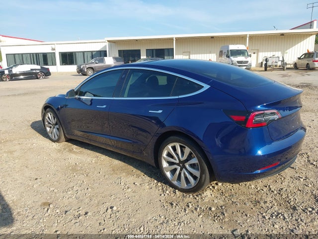 Продаж на аукціоні авто 2018 Tesla Model 3 Long Range/mid Range, vin: 5YJ3E1EA5JF108963, номер лоту: 44857769