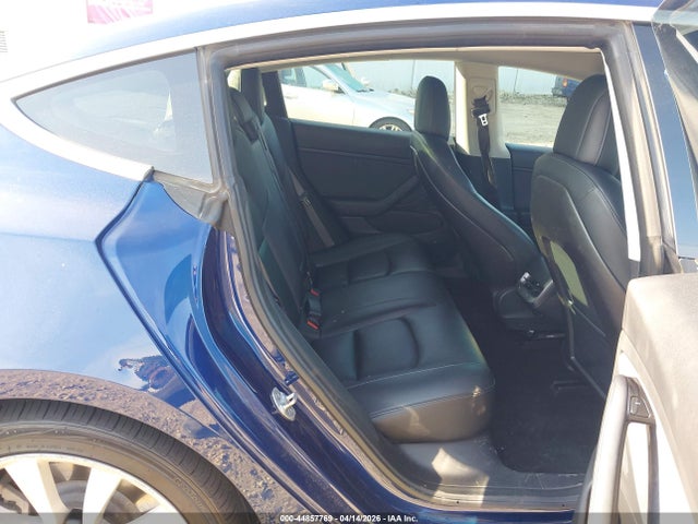 Продаж на аукціоні авто 2018 Tesla Model 3 Long Range/mid Range, vin: 5YJ3E1EA5JF108963, номер лоту: 44857769