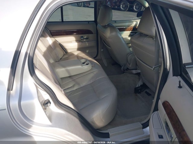 44857787 :رقم المزاد ، 2MEHM75V19X630806 vin ، 2009 Mercury Grand Marquis Ls (fleet Only) مزاد بيع