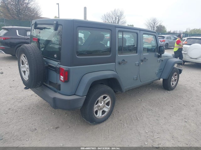 1C4BJWDG7FL730267 Jeep Wrangler Unlimited Sport