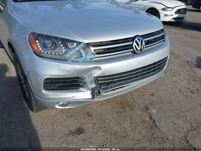 2012 VOLKSWAGEN TOUAREG WVGFK9BP0CD000317 Photo 5