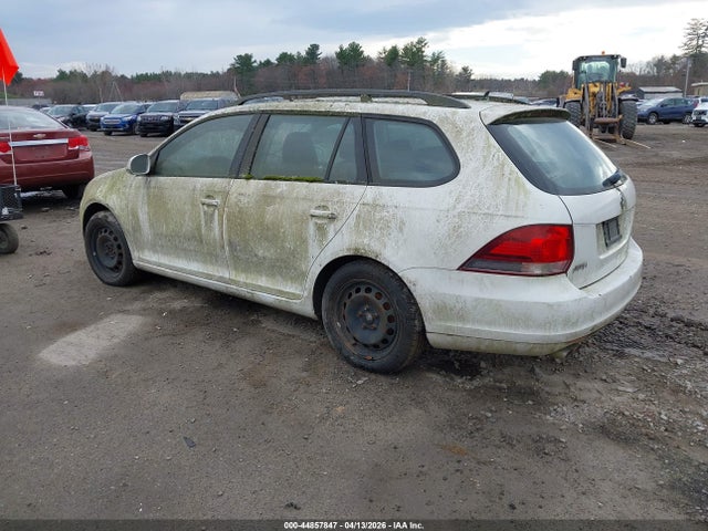 Продаж на аукціоні авто 2013 Volkswagen Jetta Sportwagen 2.5l S, vin: 3VWKP7AJ9DM639272, номер лоту: 44857847