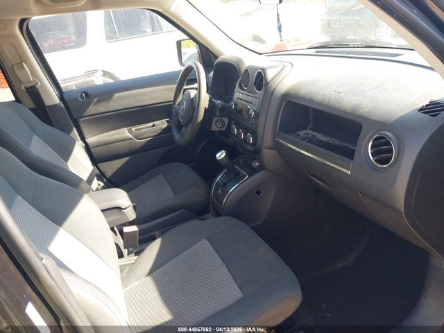 2011 Jeep Patriot Sport მანქანა იყიდება აუქციონზე, vin: 1J4NT1GB6BD155376, აუქციონის ნომერი: 44857862