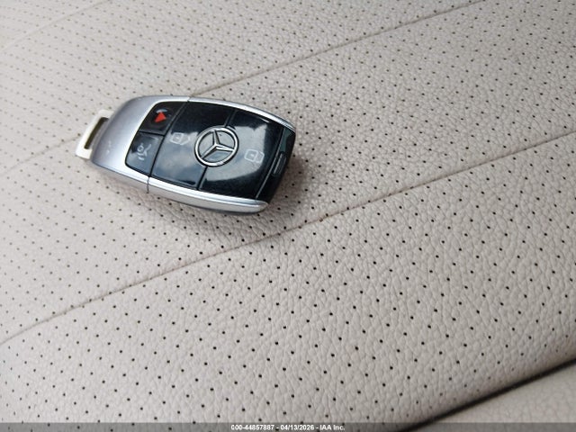 44857887 :رقم المزاد ، WDDZF4KB3KA592315 vin ، 2019 Mercedes-benz E 300 4matic مزاد بيع