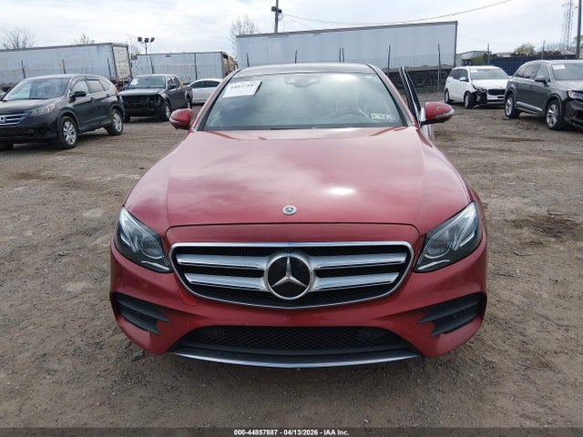 44857887 :رقم المزاد ، WDDZF4KB3KA592315 vin ، 2019 Mercedes-benz E 300 4matic مزاد بيع