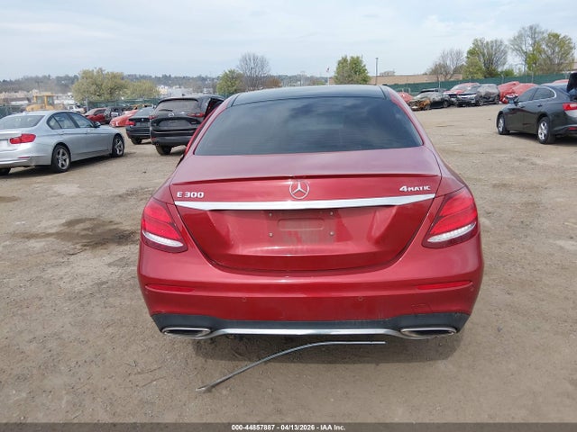 44857887 :رقم المزاد ، WDDZF4KB3KA592315 vin ، 2019 Mercedes-benz E 300 4matic مزاد بيع