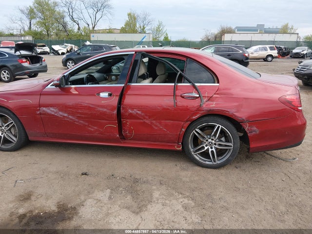 44857887 :رقم المزاد ، WDDZF4KB3KA592315 vin ، 2019 Mercedes-benz E 300 4matic مزاد بيع
