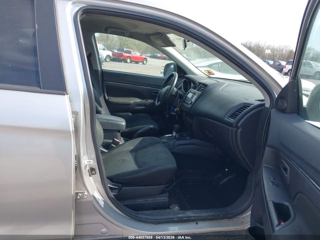 Продаж на аукціоні авто 2015 Mitsubishi Outlander Sport Es, vin: 4A4AP3AU4FE008884, номер лоту: 44857889