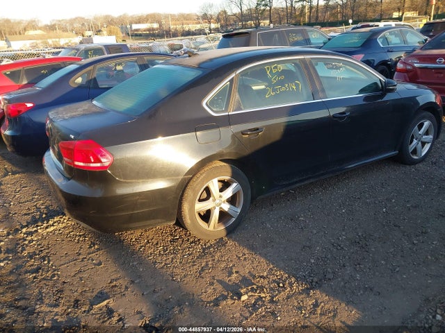 44857937 :رقم المزاد ، 1VWBP7A37CC071508 vin ، 2012 Volkswagen Passat 2.5l Se مزاد بيع