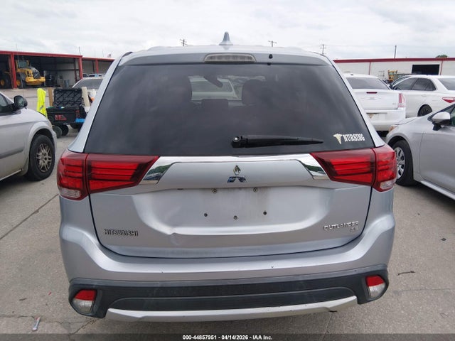 Продаж на аукціоні авто 2017 Mitsubishi Outlander Se, vin: JA4AD3A34HZ007229, номер лоту: 44857951