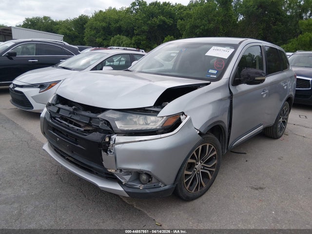 Продаж на аукціоні авто 2017 Mitsubishi Outlander Se, vin: JA4AD3A34HZ007229, номер лоту: 44857951