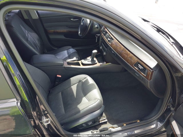 2011 Bmw 328i მანქანა იყიდება აუქციონზე, vin: WBAPH7C54BE677952, აუქციონის ნომერი: 44857954