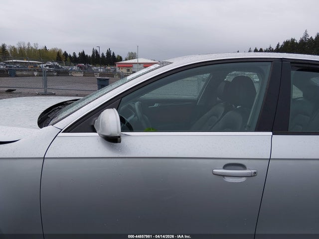 2013 Audi A4 2.0t Premium მანქანა იყიდება აუქციონზე, vin: WAUBFAFL5DN004856, აუქციონის ნომერი: 44857981