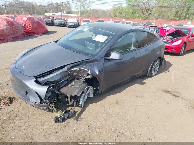2023 Tesla Model Y Awd/long Range Dual Motor All-wheel Drive მანქანა იყიდება აუქციონზე, vin: 7SAYGDEE5PA045649, აუქციონის ნომერი: 44857990